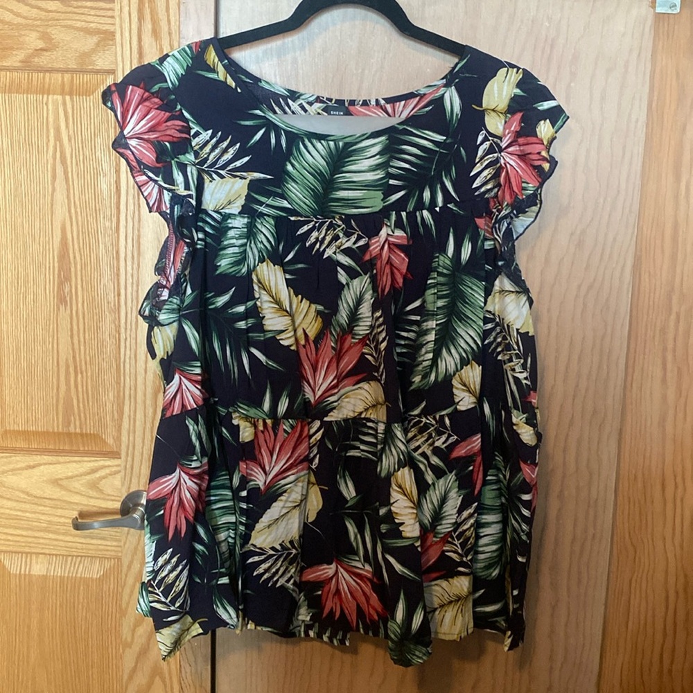 SHEIN, size 2XL, floral top
